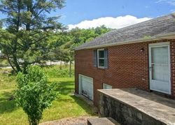 Short-sale Listing in RANSOM ST BLOWING ROCK, NC 28605