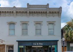 Short-sale in  KING ST Charleston, SC 29403