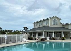 Short-sale Listing in MINNESOTA DR SE SOUTHPORT, NC 28461
