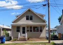Short-sale in  BURWELL ST New Haven, CT 06513
