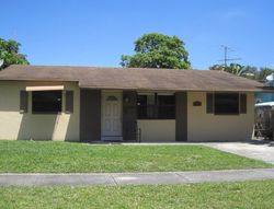 Short-sale Listing in SCOTT ST HOLLYWOOD, FL 33024