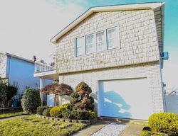 Short-sale in  LAMOKA AVE Staten Island, NY 10312