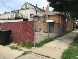 Short-sale in  S HILLOCK AVE Chicago, IL 60608
