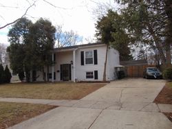 Short-sale in  E DRESSER RD Dekalb, IL 60115