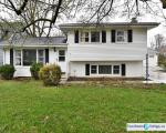 Short-sale in  JEWELL RD Winfield, IL 60190