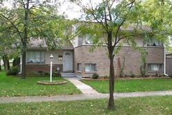 Short-sale in  CAREY CT Chicago Heights, IL 60411