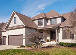 Short-sale in  W SANDSTONE CT South Elgin, IL 60177