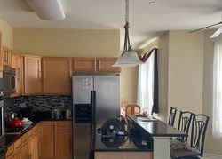 Short-sale in  BOWMAN ST Matteson, IL 60443