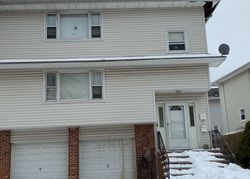 Short-sale in  ACORN RD Secaucus, NJ 07094