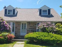 Short-sale Listing in AYLWOOD DR EAST MEADOW, NY 11554