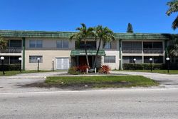  Memorial Hwy , Miami FL
