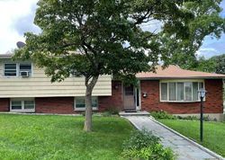 Short-sale in  ARDMORE ST Bridgeport, CT 06606