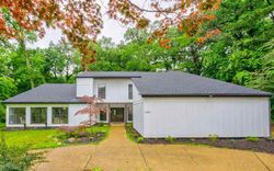 Short-sale in  WOODWAY DR Memphis, TN 38120