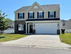 Short-sale in  LOGGERHEAD DR Newport News, VA 23601