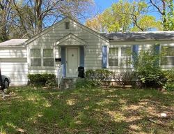 Short-sale Listing in KILGORE DR SAINT LOUIS, MO 63137