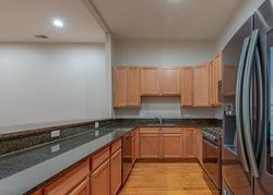 Short-sale in  S WESTERN AVE UNIT 2 Chicago, IL 60612