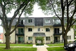 Short-sale in  S KARLOV AVE  Oak Lawn, IL 60453