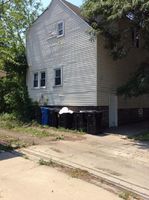 Short-sale in  S PAULINA ST Chicago, IL 60636