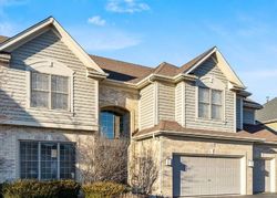 Short-sale in  PHEASANT HILL DR North Aurora, IL 60542