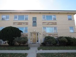 Short-sale in  W DICKENS AVE C Elmwood Park, IL 60707