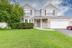 Short-sale in  HUNT CLUB LN Plainfield, IL 60544