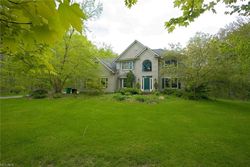 Short-sale in  WATERFOWL LN Chardon, OH 44024