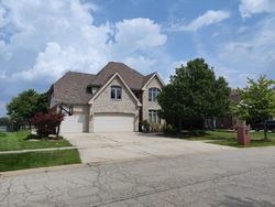 Short-sale in  STACEY DR New Lenox, IL 60451