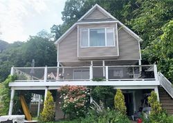 Short-sale in  BAY FRONT LN S Rochester, NY 14622