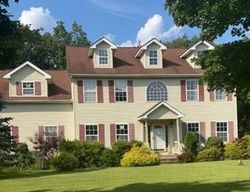 Short-sale in  TALL OAKS DR Jackson, NJ 08527