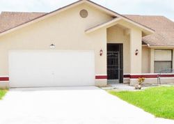 Short-sale in  GREYWOOD CIR Fort Myers, FL 33966