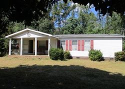 Short-sale in  SPARROW LN Lumberton, NC 28360