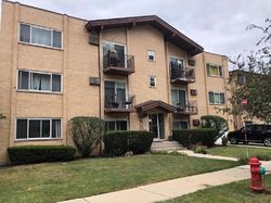 Short-sale in  E WASHINGTON ST  Des Plaines, IL 60016