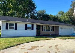Short-sale Listing in E LAWRENCE AVE SPRINGFIELD, IL 62703