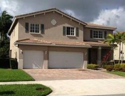  Nw 204th St, Miami FL