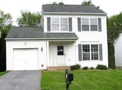 Short-sale in  SIR THOMAS LN Newark, DE 19702