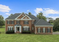 Short-sale in  BUCKS RUN DR Woodbine, MD 21797