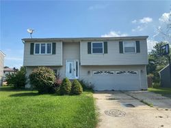 Short-sale in  GOLDSBORO DR Erie, PA 16510