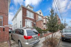 Short-sale in  E 57TH ST Brooklyn, NY 11203