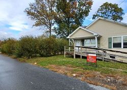 Short-sale in  WILLOWS AVE Folcroft, PA 19032