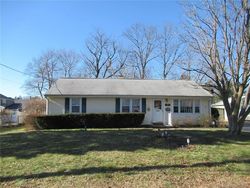 Short-sale in  DANIEL DR Bridgeport, CT 06606