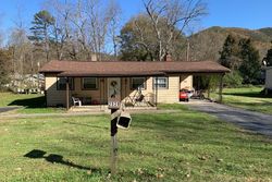 Sheriff-sale Listing in BRADSHAW RD SALEM, VA 24153