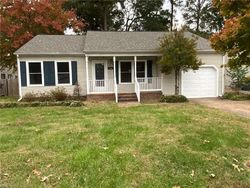 Short-sale in  LEONARD LN Newport News, VA 23601