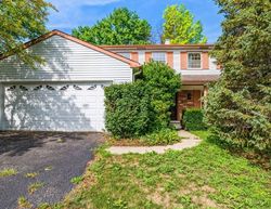 Short-sale in  NORDIC CT Libertyville, IL 60048