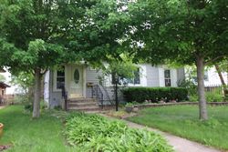 Short-sale Listing in E 4TH ST LOCKPORT, IL 60441