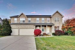 Short-sale in  MANSFIELD WAY Oswego, IL 60543