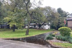  Woodridge Dr, Toledo OH
