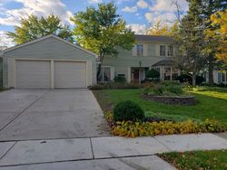 Short-sale in  CHURCHILL RD Schaumburg, IL 60195