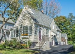 Short-sale in  SAND SPRING RD Morristown, NJ 07960