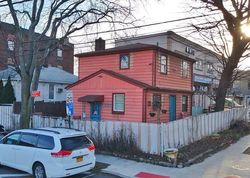 Short-sale Listing in TOMPKINS AVE STATEN ISLAND, NY 10305