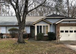 Short-sale in  CHARTER OAK DR Newport News, VA 23608